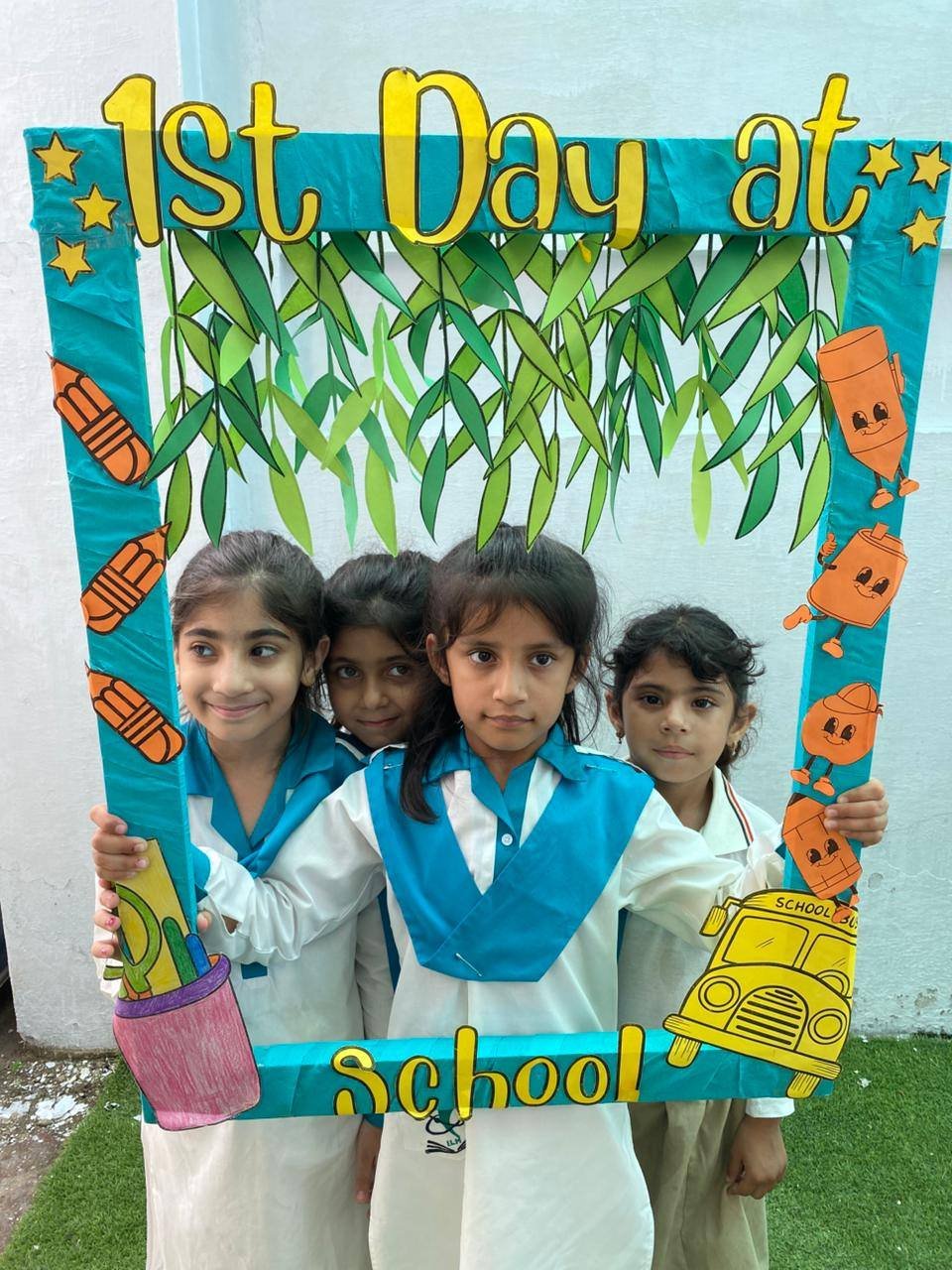 May be an image of 2 people and text that says "1st Day at EID IE 三川バ SCHOOL 3 School"